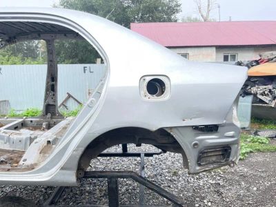 Лот: 25718006. Фото: 1. крыло toyota corolla ZZE120. Двигатель и элементы двигателя