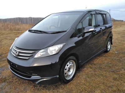 Лот: 19602300. Фото: 1. Honda Freed. Автомобили