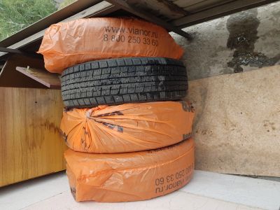 Лот: 14420200. Фото: 1. Шины зимние Dunlop 185x60 r15... Шины