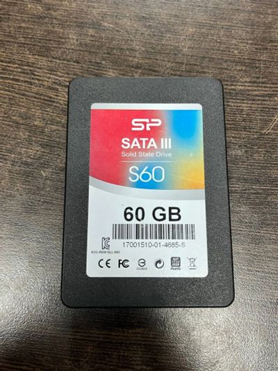 Лот: 20309300. Фото: 1. SSD 60gb жесткий диск 2,5 (С рубля... Жёсткие диски (HDD)