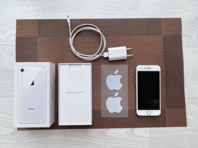 Лот: 16412734. Фото: 1. Iphone 8 64Gb Silver. Чехлы, бамперы
