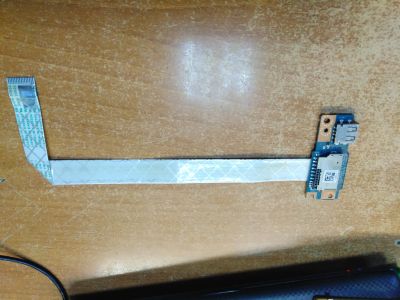 Лот: 20968701. Фото: 1. Плата с разъемами USB, картридером... Платы расширения, контроллеры, доп. порты