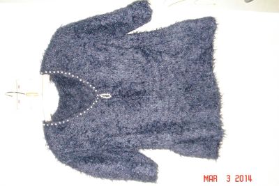 Лот: 3794363. Фото: 1. новая кофточка с бусинками р 46... Свитеры, толстовки, худи