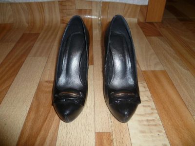Лот: 4826972. Фото: 1. Кожаные туфельки на золушку. Туфли