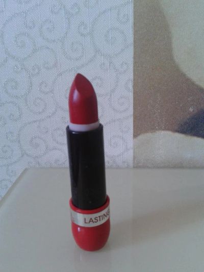 Лот: 7394380. Фото: 1. Помада Rimmel London просрок. Макияж