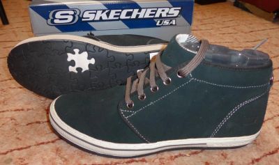 Лот: 7511677. Фото: 1. Кроссовки / высокие кеды Skechers... Кеды, кроссовки, слипоны