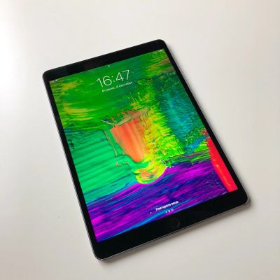 Лот: 11903081. Фото: 1. iPad Pro 10,5 inch 64 GB WiFi... Планшеты