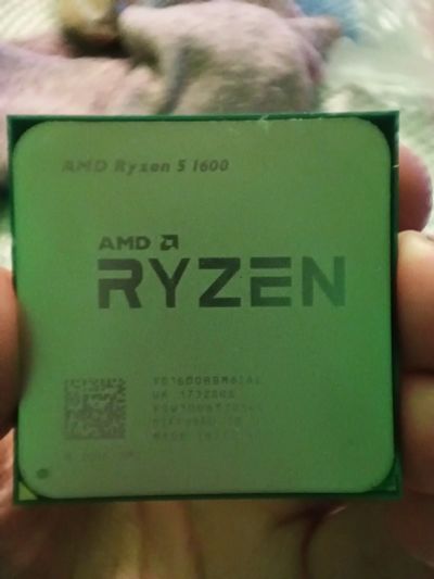 Лот: 19237408. Фото: 1. Amd ryzen 5 1600 BOX. Процессоры