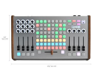 Лот: 7569057. Фото: 1. MIDI контроллер Livid OHM RGB. MIDI-оборудование