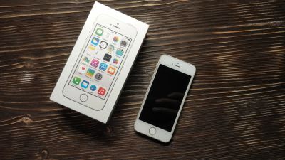 Лот: 16689783. Фото: 1. Iphone 5s. Смартфоны
