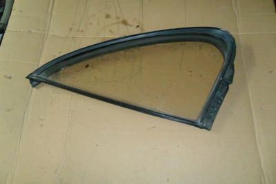 Лот: 11956477. Фото: 1. Форточка задней левой дверки Toyota... Кузов
