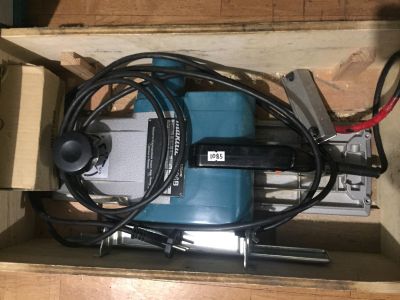 Лот: 15646403. Фото: 1. Электрорубанок Makita 1806B(ж1085... Электроинструмент