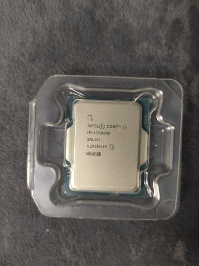 Лот: 19831285. Фото: 1. Intel core i5 12600kf. Процессоры