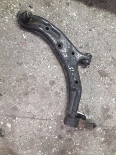 Лот: 21412534. Фото: 1. рычаг Nissan AD, Sunny, Bluebird... Двигатель и элементы двигателя