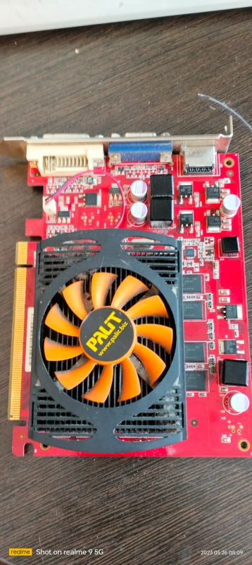 Лот: 20405298. Фото: 1. GT 240 1GB sDDR3/128bit. Видеокарты