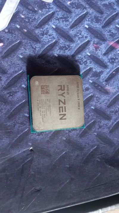 Лот: 25604809. Фото: 1. Процессор Ryzen 9-3950x неисправный. Процессоры