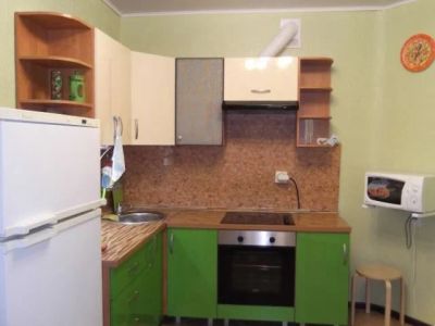 Лот: 4497102. Фото: 1. Сдается 2х комнатная квартира... Квартиры, студии