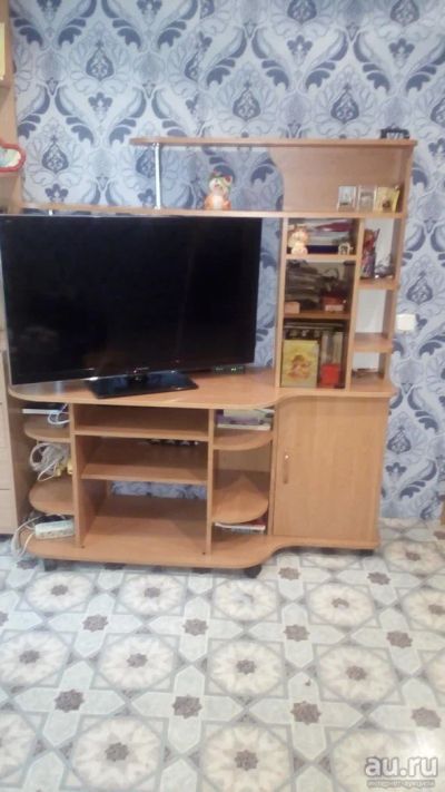 Лот: 10272604. Фото: 1. Продам ТВ тумбу. Стойки и тумбы для аппаратуры