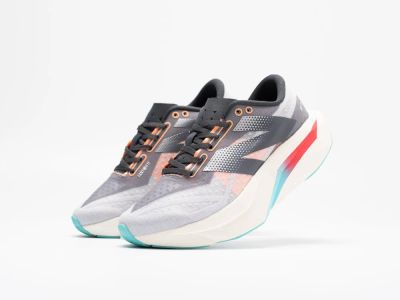 Лот: 24975442. Фото: 1. Кроссовки New Balance SC Elite... Кеды, кроссовки, слипоны