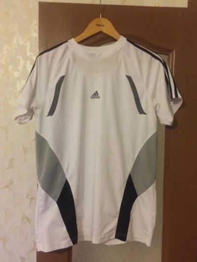 Лот: 10130994. Фото: 1. Футболка Adidas p. 48-50. Футболки, поло