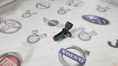 Лот: 23583418. Фото: 1. Датчик положения коленвала Ford... Электрооборудование