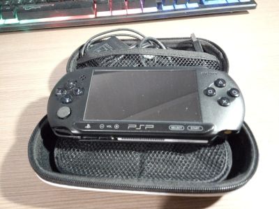 Лот: 12769508. Фото: 1. PSP Playstation Portable E1008. Игровые приставки, консоли