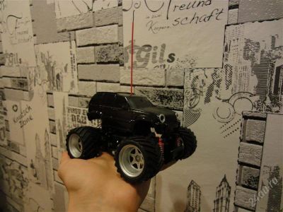Лот: 2335602. Фото: 1. Радиоуправляемая машина Jeep 1... Автомоделизм