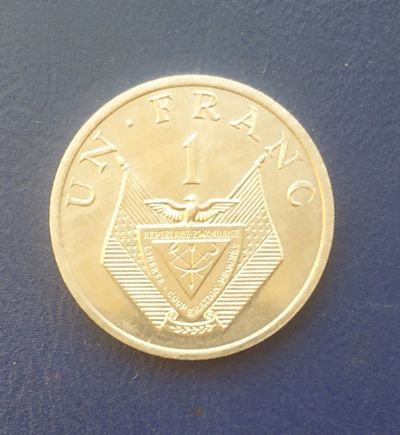 Лот: 25005922. Фото: 1. Руанда 1 франк 1985 г. Африка