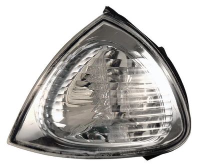 Лот: 4675976. Фото: 1. Габарит левый toyota avensis/caldina... Оптика и освещение