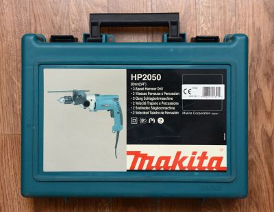 Лот: 14388098. Фото: 1. Ударная дрель Makita HP2050. Электроинструмент