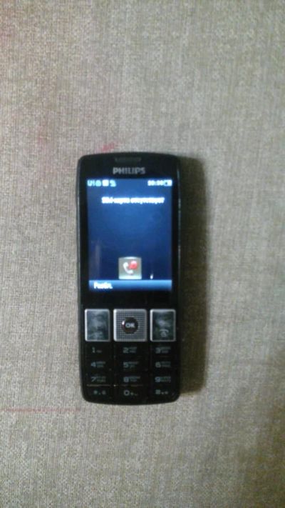 Лот: 7841335. Фото: 1. Philips Xenium X5500 неиспр. Кнопочные мобильные телефоны