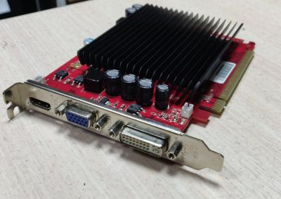 Лот: 19567854. Фото: 1. Видеокарта GeForce 9400 GT, DDR2... Видеокарты