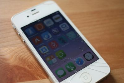 Лот: 5998539. Фото: 1. Iphone 4 с рубля. Наполовину рабочий... Смартфоны