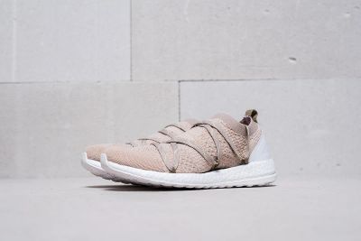 Лот: 11618257. Фото: 1. Кроссовки Adidas Pure Boost X... Кеды, кроссовки, слипоны