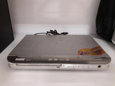 Лот: 7387299. Фото: 1. DVD-плеер BBK DV111SI с караоке. DVD, Blu-Ray плееры