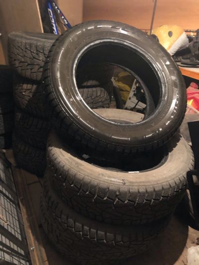 Лот: 17838475. Фото: 1. Шины 195/65/r15 Pirelli Ice Zero. Шины