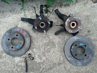 Лот: 7887195. Фото: 1. Поворотный кулак ступица Nissan. Ходовая, подвеска, рулевое управление