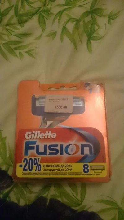 Лот: 5149447. Фото: 1. Сменные кассеты Gillette Fusion... Средства личной гигиены 