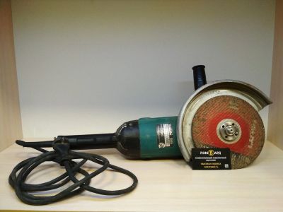 Лот: 11249201. Фото: 1. Угловая шлифмашина (УШМ) Makita... Электроинструмент