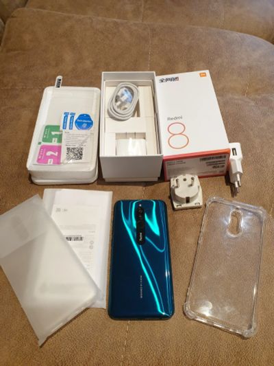 Лот: 17149698. Фото: 1. Смартфон Xiaomi Redmi 8 4/64Gb... Смартфоны