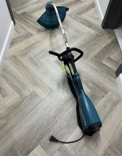 Лот: 25272906. Фото: 1. Газонокосилка Makita UM 3830. Остальная садовая техника