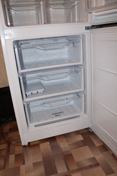 Лот: 11630313. Фото: 1. Холодильник Indesit DF 4160 W. Холодильники, морозильные камеры