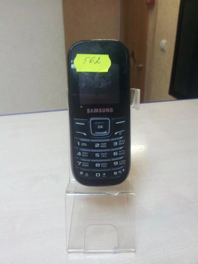 Лот: 8583843. Фото: 1. №562 . Телефон Samsung GT-E1200R... Кнопочные мобильные телефоны