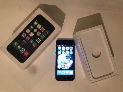 Лот: 14837298. Фото: 1. iPhone 5s 32gb. Смартфоны