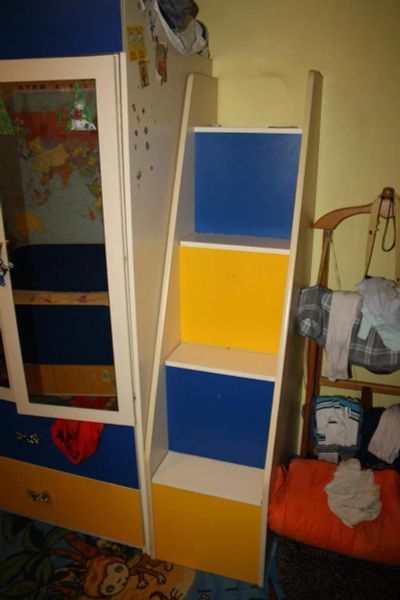 Лот: 8068313. Фото: 1. Продам шкаф-лестницу. Шкафы, стеллажи, комоды