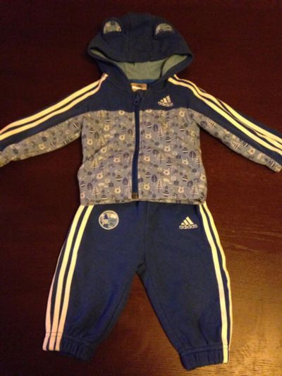 Лот: 6268574. Фото: 1. Костюм на мальчика Adidas. Спортивная одежда