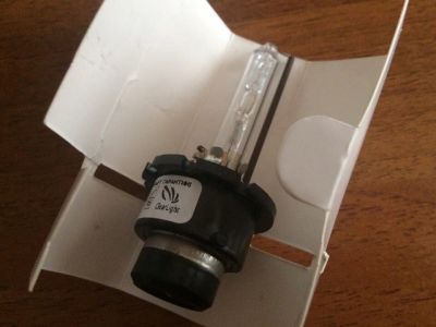 Лот: 8744996. Фото: 1. Ксеноновая лампочка D2S ClearLight... Оптика и освещение