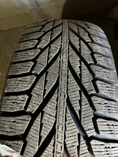 Лот: 19008243. Фото: 1. Шины Hakkapeliitta R2 suv 275... Шины