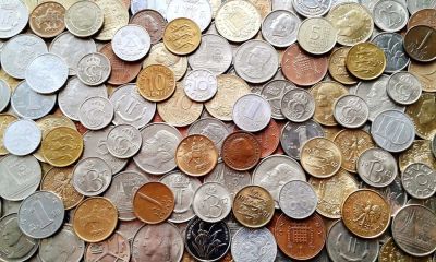 Лот: 10989622. Фото: 1. 20 иностранных монет - одним лотом... Наборы монет