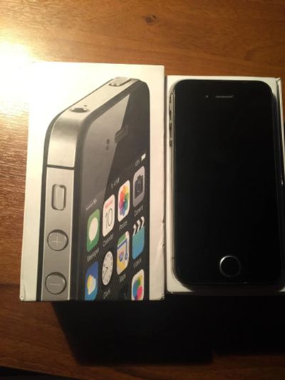 Лот: 6891533. Фото: 1. Iphone 4s (4 s). Смартфоны